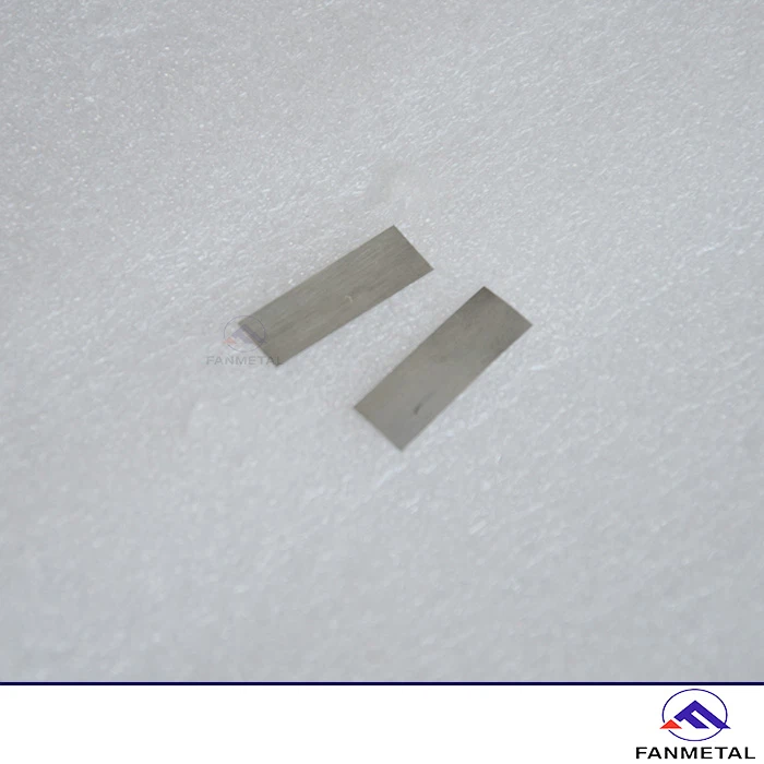 99,95 procent iridiový list